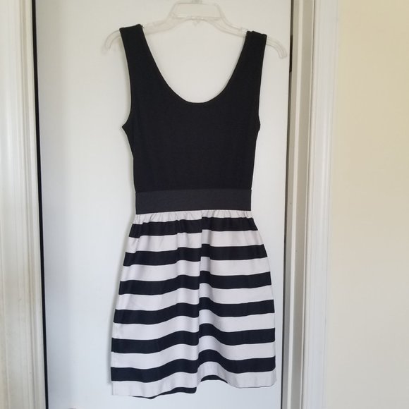 IZ BYER Black and White Bow Tank Stripe skirt Mini Dress (size M) - Picture 4 of 4